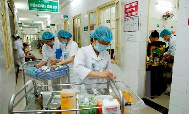 Đổi mới thái độ, phong cách phục vụ của hơn 91.600 điều dưỡng viên