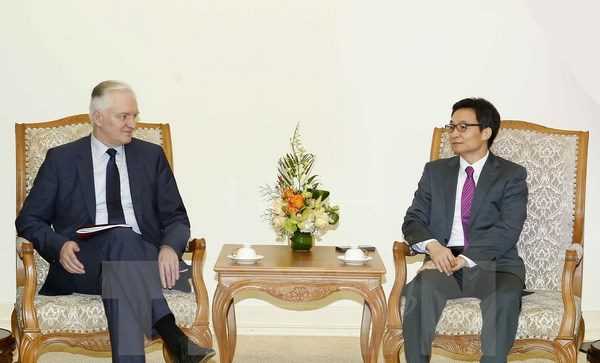 Việt Nam-Ba Lan đẩy mạnh hợp t&aacute;c gi&aacute;o dục, khoa học-c&ocirc;ng nghệ