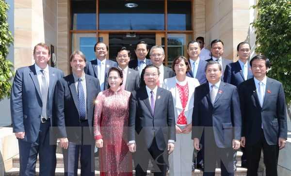 Việt Nam quan t&acirc;m hợp t&aacute;c với Australia về khoa học c&ocirc;ng nghệ