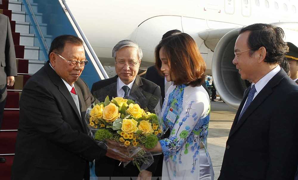 Tổng B&iacute; thư, Chủ tịch nước L&agrave;o thăm ch&iacute;nh thức Việt Nam