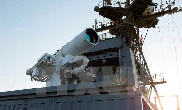 Lầu Năm Góc dự định thử nghiệm máy bay chiến đấu trang bị vũ khí laser