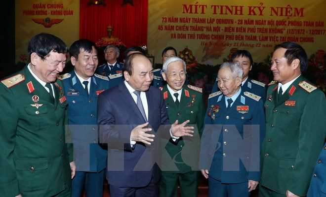 Thủ tướng dự kỷ niệm chiến thắng "H&agrave; Nội-Điện Bi&ecirc;n Phủ tr&ecirc;n kh&ocirc;ng"