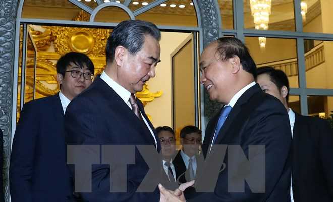 "Quan hệ Việt-Trung ổn định l&agrave; g&oacute;p phần giữ g&igrave;n h&ograve;a b&igrave;nh khu vực"