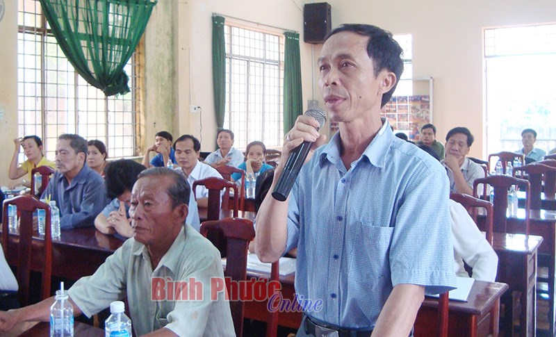 Đại biểu Quốc hội tiếp x&uacute;c cử tri thị x&atilde; Đồng Xo&agrave;i