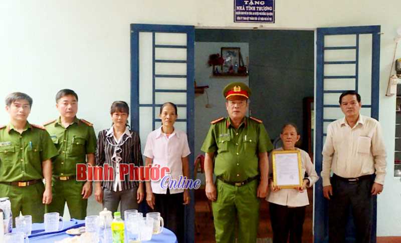 3 căn nhà tặng hộ khó khăn về nhà ở