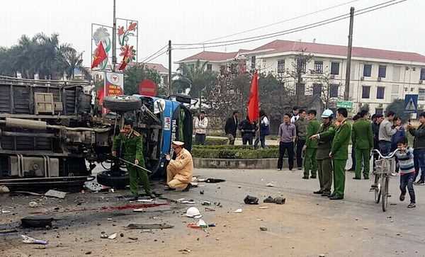 Tai nạn giao th&ocirc;ng tăng cao trong ng&agrave;y 30, m&ugrave;ng Một Tết do rượu, bia