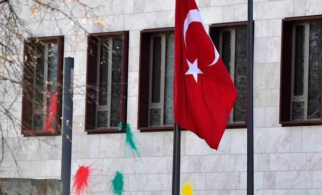 Đại sứ quán Thổ Nhĩ Kỳ tại Đan Mạch bị tấn công bằng bom xăng