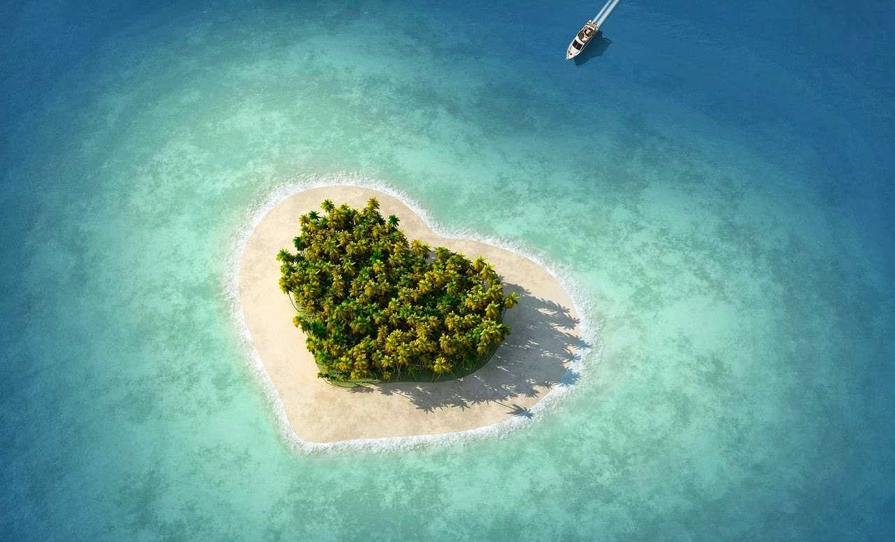 Cùng người yêu vi vu đến 10 hòn đảo hình trái tim