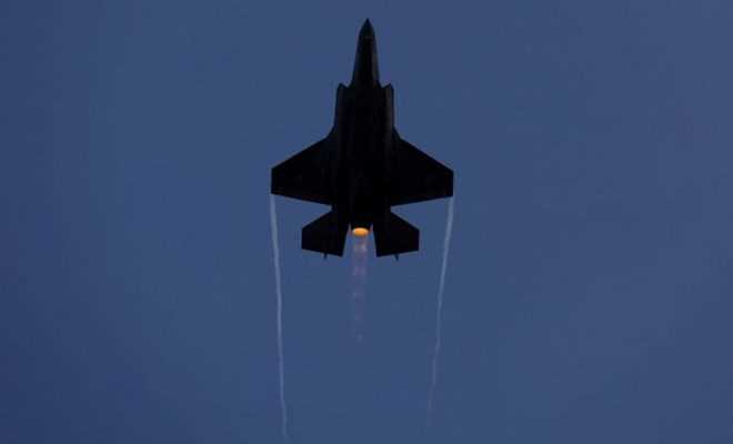 Nhật Bản xem xét mua thêm ít nhất 20 máy bay tiêm kích F-35A