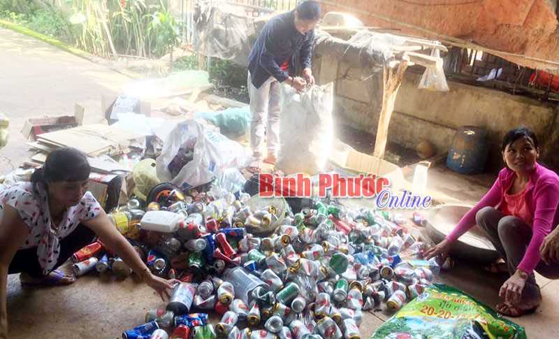 Phụ nữ Phú Riềng với việc làm nhỏ, ý nghĩa lớn