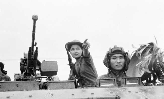 Tổng tiến c&ocirc;ng Xu&acirc;n 1968: Kh&aacute;nh th&agrave;nh Bia chiến sỹ biệt động