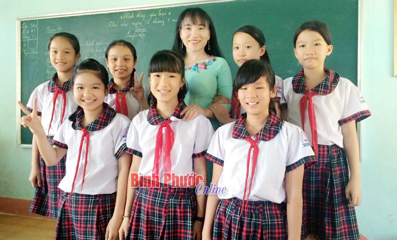 Học B&aacute;c để cống hiến cho sự nghiệp &ldquo;trồng người&rdquo;