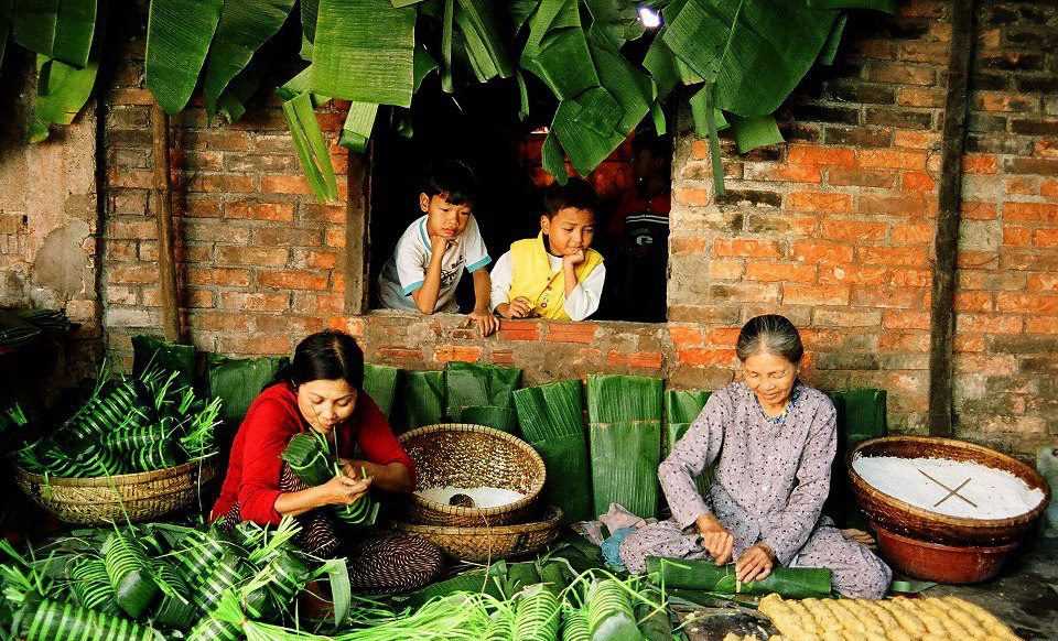 Tỉnh ủy ban h&agrave;nh chỉ thị về tổ chức tết Nguy&ecirc;n đ&aacute;n Mậu Tuất năm 2018