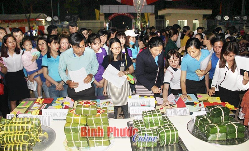 Ấm &aacute;p &ldquo;Tết sum vầy&rdquo;