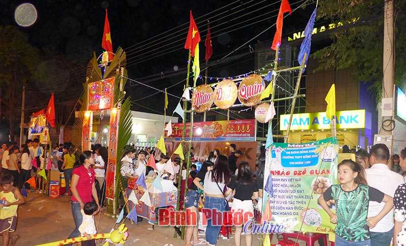 Lễ hội ẩm thực v&agrave; văn h&oacute;a đường phố xu&acirc;n Mậu Tuất 2018