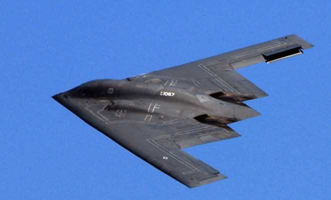 Quân đội Mỹ điều máy bay ném bom tàng hình tới đảo Guam