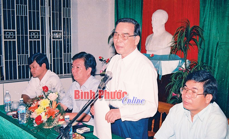 Dấu ấn của nguy&ecirc;n Thủ tướng Phan Văn Khải với B&igrave;nh Phước