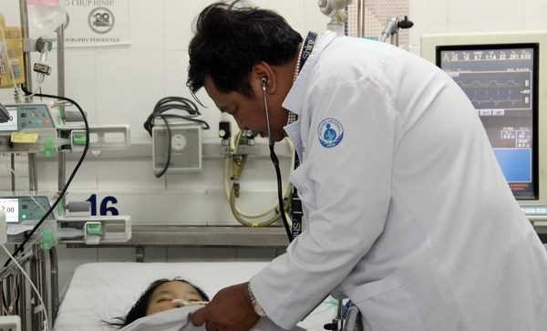 Dị ứng thuốc, một bệnh nhi mắc hội chứng Stevens Johnson