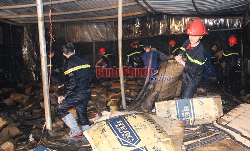 Cháy nhà chưa rõ nguyên nhân