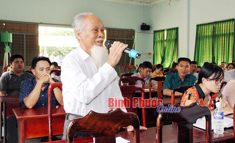 Đại biểu HĐND tỉnh tiếp x&uacute;c cử tri x&atilde; Thuận Lợi