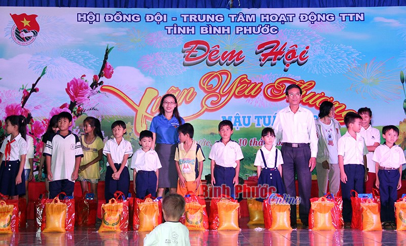 Đ&ecirc;m hội &ldquo;Xu&acirc;n y&ecirc;u thương&rdquo;