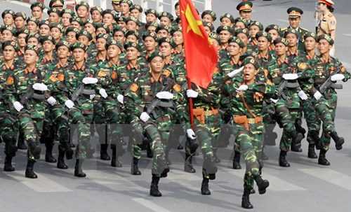 Bảo vệ nh&acirc;n d&acirc;n - sứ mệnh của qu&acirc;n đội v&agrave; c&ocirc;ng an nh&acirc;n d&acirc;n