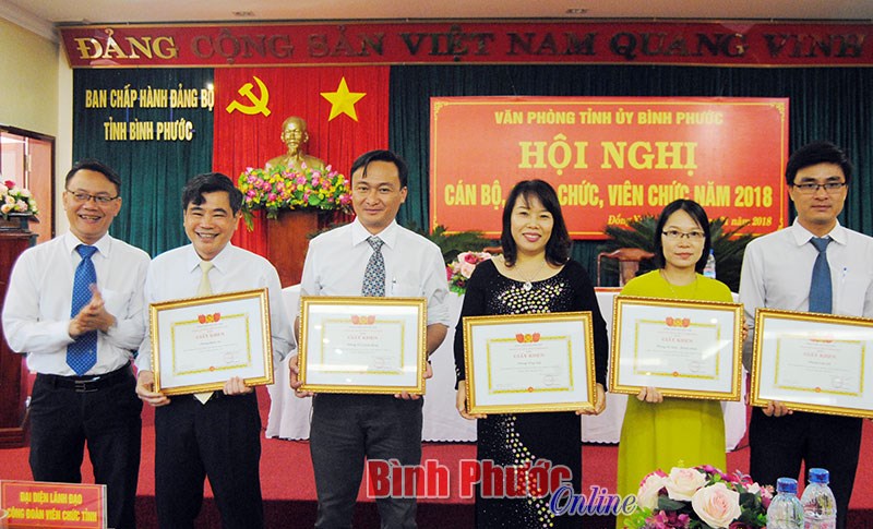 Văn ph&ograve;ng Tỉnh ủy soạn thảo, ban h&agrave;nh 2.471 văn bản