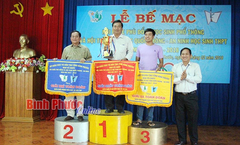 THPT chuyên Bình Long nhất toàn đoàn hội khỏe Phù Đổng khối các trường THPT