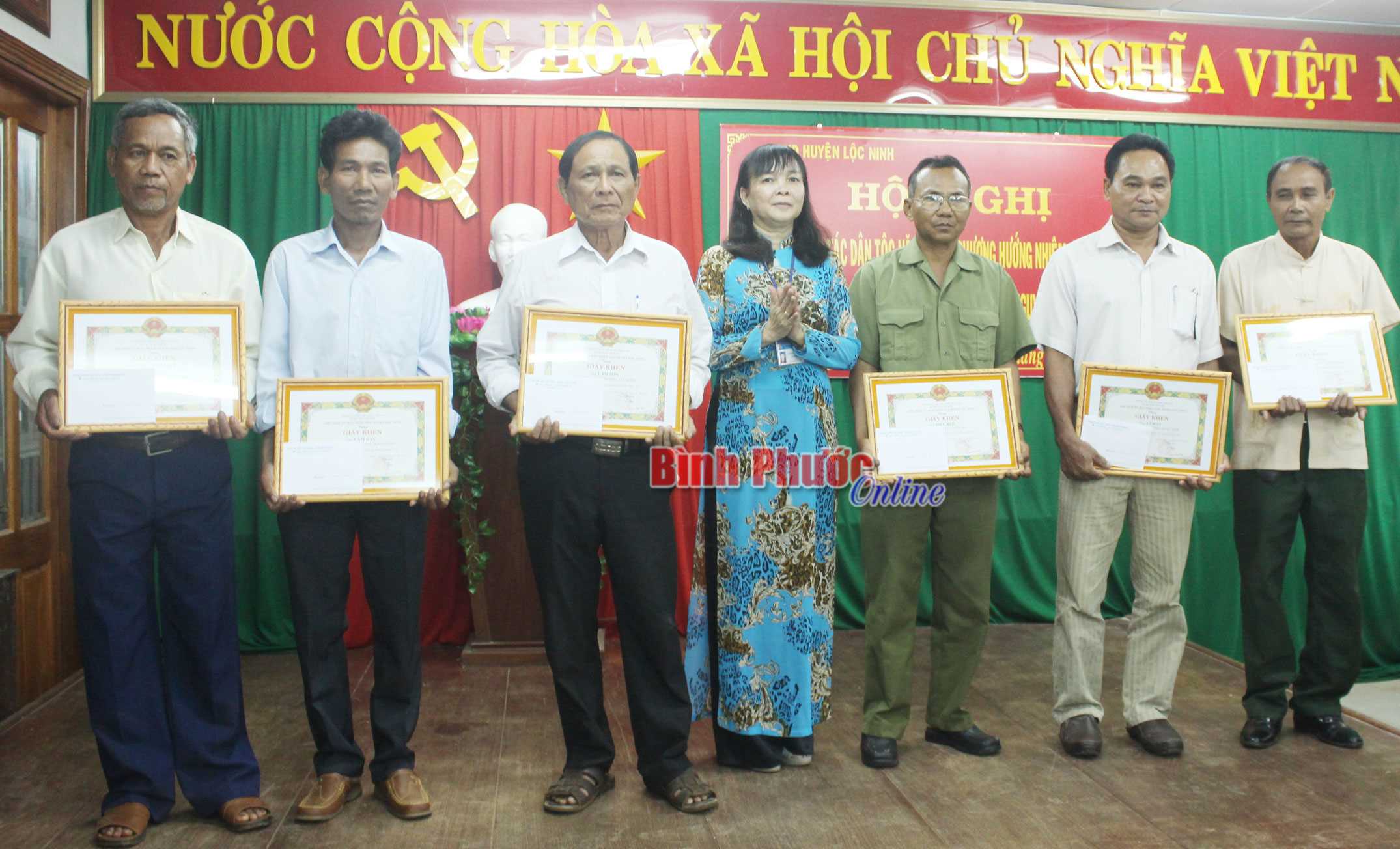 Lộc Ninh có 53 người uy tín trong cộng đồng dân cư