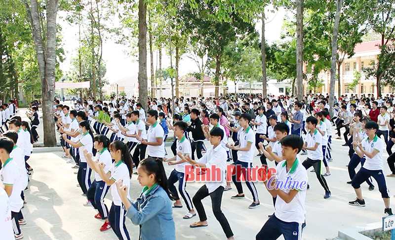 THPT Chu Văn An đưa võ cổ truyền vào thể dục giữa giờ