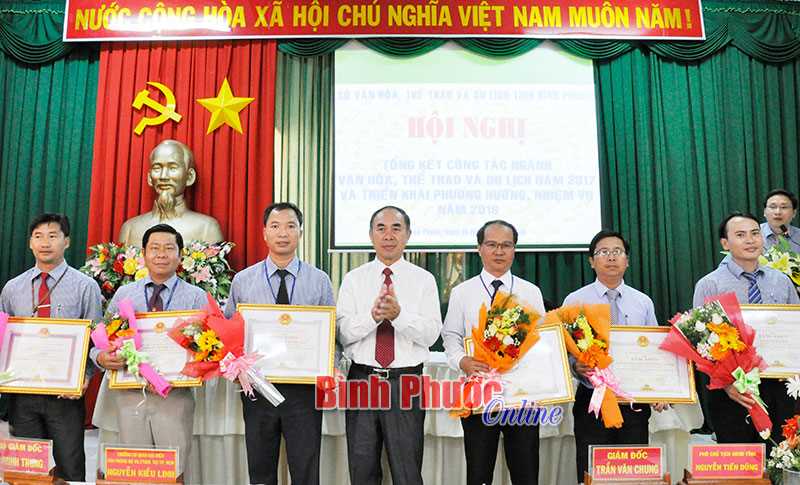 4 nhiệm vụ trọng t&acirc;m của ng&agrave;nh văn h&oacute;a - thể thao v&agrave; du lịch năm 2018