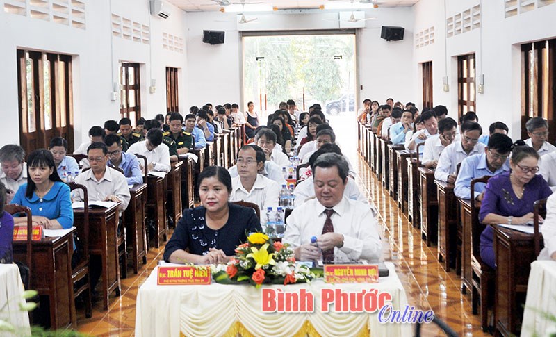 Thực hiện c&ocirc;ng t&aacute;c văn ph&ograve;ng cấp ủy &ldquo;Đo&agrave;n kết - Đổi mới - H&agrave;nh động&rdquo;