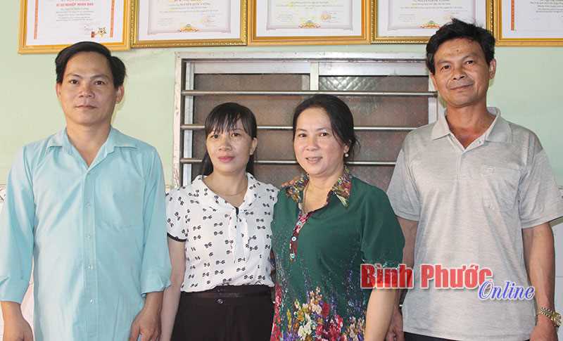 Cho đời “nở hoa”