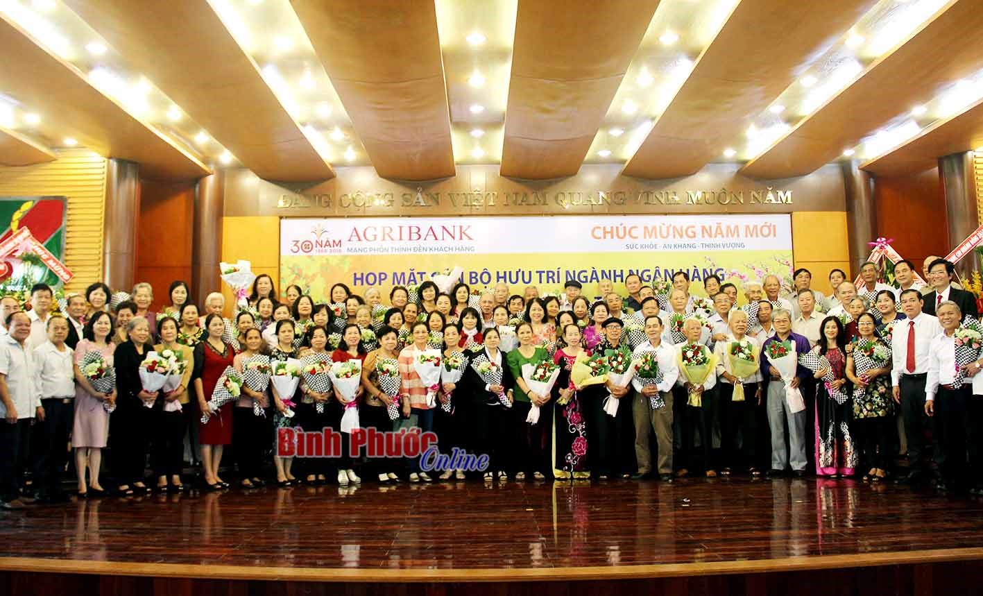 Họp mặt cán bộ hưu trí Agribank