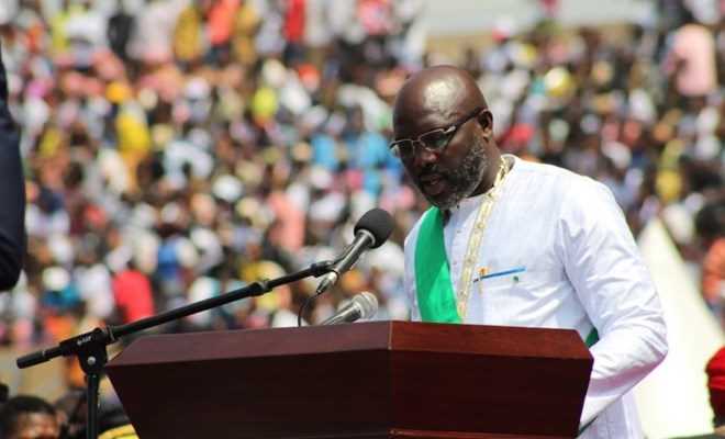 Cựu ngôi sao bóng đá George Weah nhậm chức Tổng thống Liberia