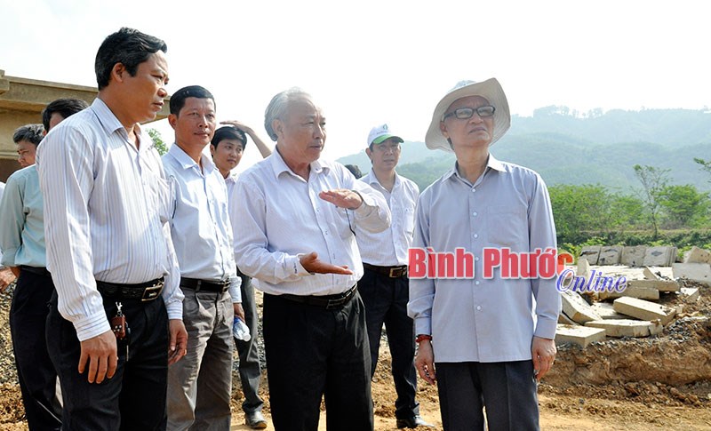 Khảo s&aacute;t thực tế một số c&ocirc;ng tr&igrave;nh thủy lợi v&agrave; cấp nước sinh hoạt