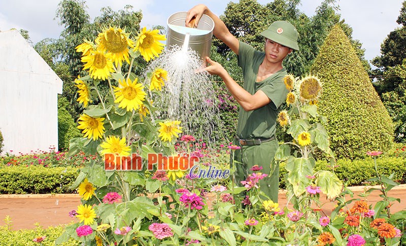 Lan tỏa phong tr&agrave;o x&acirc;y dựng đơn vị ch&iacute;nh quy, xanh - sạch - đẹp