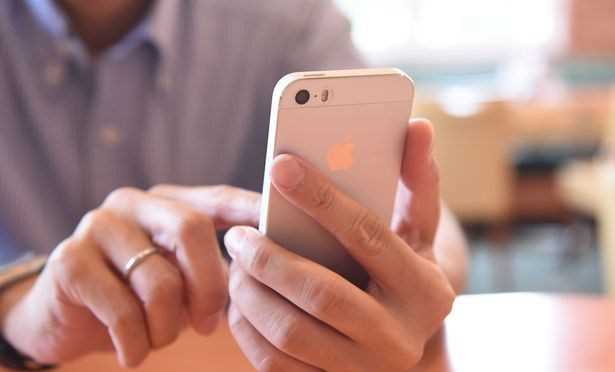 Ủy ban Thượng viện Mỹ vào cuộc vụ bê bối làm chậm iPhone của Apple