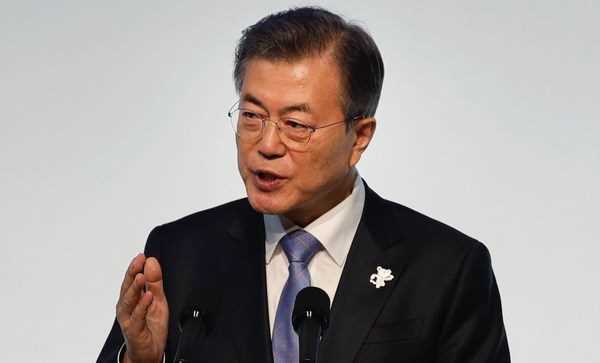 Tổng thống Hàn Quốc có cuộc gặp lịch sử với quan chức Triều Tiên