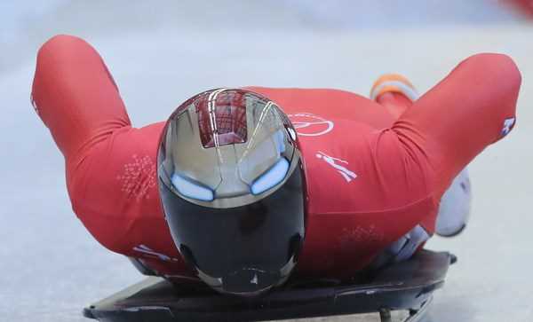 Thời trang mũ bảo hiểm - điểm nhấn đáng chú ý tại Olympic PyeongChang