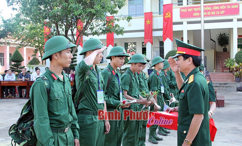 Kh&ocirc;ng chấp h&agrave;nh lệnh gọi nhập ngũ th&igrave; bị xử l&yacute; như thế n&agrave;o?