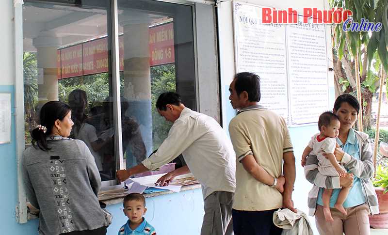 Năm 2018, Bình Phước phấn đấu 85% số dân tham gia BHYT