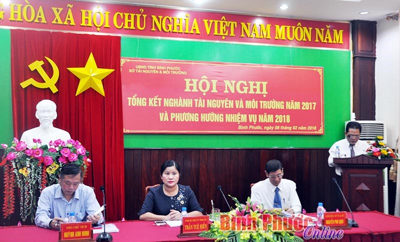 Ng&agrave;nh T&agrave;i nguy&ecirc;n - M&ocirc;i trường triển khai nhiệm vụ năm 2018