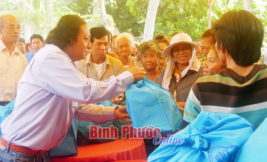 Sưởi ấm những con tim xa xứ