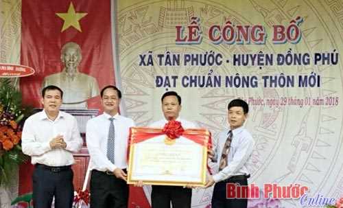 Tân Phước đạt chuẩn nông thôn mới