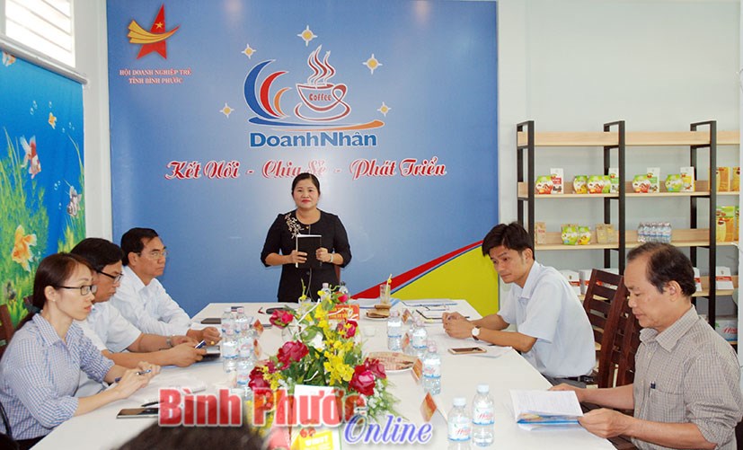 Tập trung th&aacute;o gỡ kh&oacute; khăn cho kinh tế tư nh&acirc;n