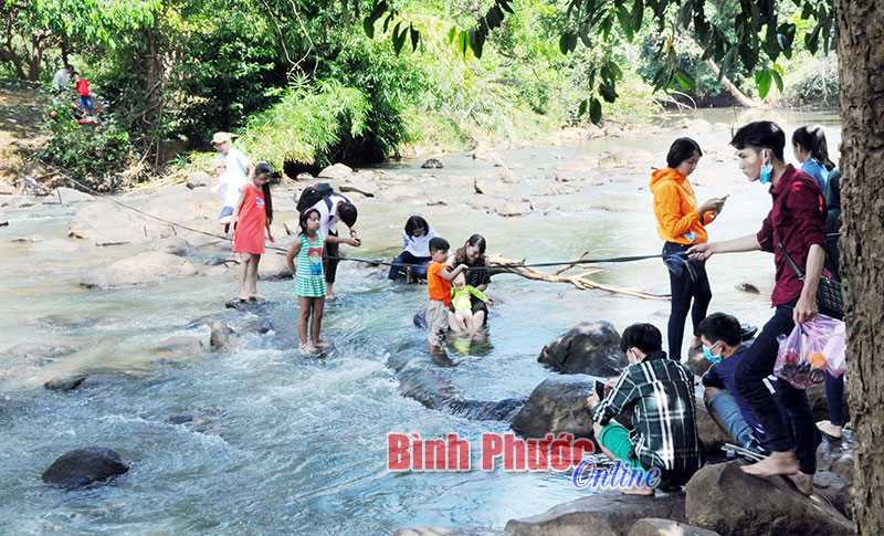 Tháng 2-2018 có 4.337 lượt khách tham quan các điểm di tích