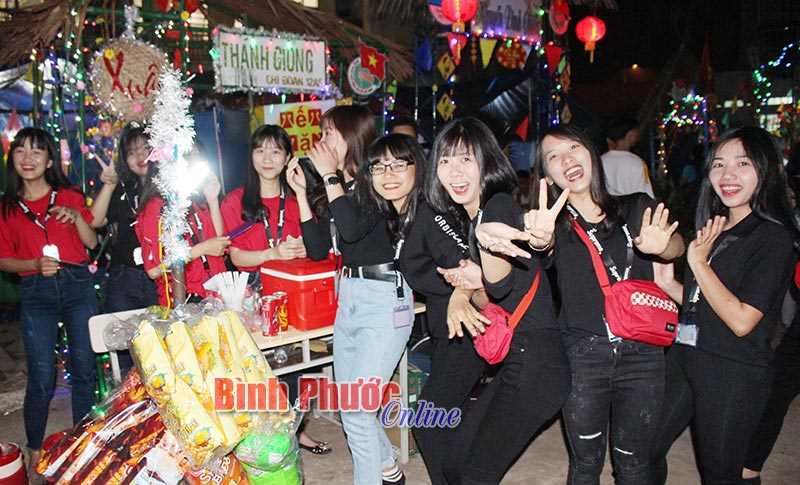 Trường THPT Thanh Hòa: Rộn ràng hội trại xuân