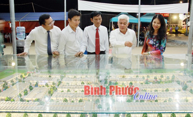 Bừng s&aacute;ng sắc xu&acirc;n tr&ecirc;n The Gold City