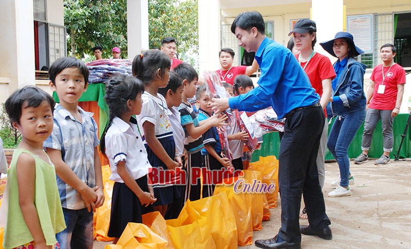 Thực trạng và khó khăn trong công tác trẻ em
